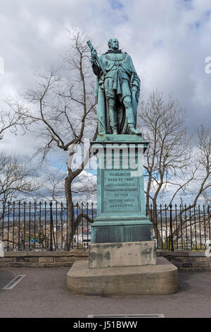 Statue du Maréchal Frederick, duc d'York, commandant en chef de l'armée britannique, 1795, l'Esplanade du Château d'Édimbourg. Banque D'Images