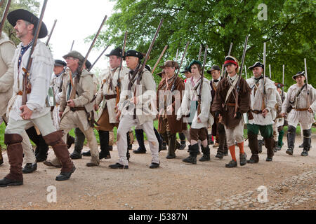 Des soldats américains dans la guerre d'Indépendance américaine reenactment - Virginia USA Banque D'Images