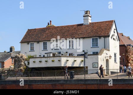 Trou dans le mur, Pub, Balkerne Hill, Colchester, Essex Banque D'Images