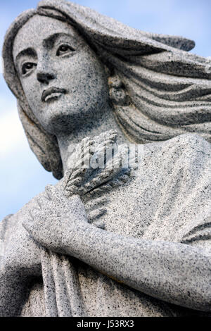 Arkansas Randolph County,Pocahontas,Black River Overlook Park,Pocahontas statue,granite,amérindien,princesse,fille,Powhatan,John Smith,r Banque D'Images