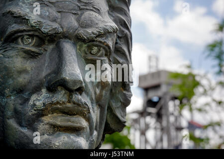 Little Rock Arkansas, Breckling Riverfront Park, Comte Casimir Pulaski, statue, buste, statue de bronze, homme hommes, visage, Pavillon d'histoire, AR080605018 Banque D'Images