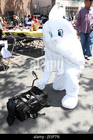 La mission de Los Angeles Célébration de Pâques pour les sans-abri comprend : Atmosphère Où : Los Angeles, California, United States Quand : 14 Avr 2017 Crédit : FayesVision/WENN.com Banque D'Images