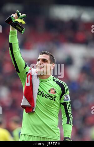 VITO MANNONE CÉLÈBRE V SUNDERLAND MANCHESTER UNITED OLD TRAFFORD MANCHESTER EN ANGLETERRE 03 Mai 2014 Banque D'Images