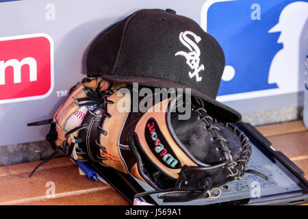 Los Angeles, USA. 16 mai, 2017. dans le jeu entre les White Sox de Chicago et Los Angeles Angels of Anaheim, Angel Stadium d'Anaheim, CA, Crédit : Cal Sport Media/Alamy Live News Banque D'Images