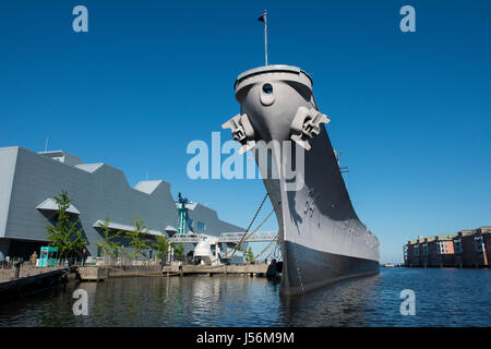 Virginie, Norfolk. Hampton Roads Naval Museum. Battleship Wisconsin, BB-64, l'un des plus grands et cuirassés dernière construite par l'US Navy. Elle a été i Banque D'Images