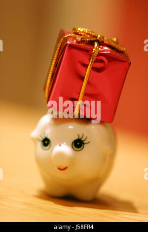 Établissement de crédit banque euro coin enregistrer pièces coût des billets-cadeaux briller en faillite Banque D'Images