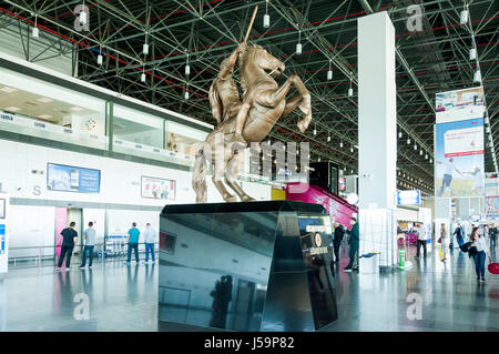 Salon arrivée à l'aéroport Alexandre le Grand de Skopje, Szeged 1043, Skopje, Skopje, République de Macédoine du Nord Banque D'Images