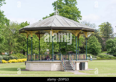 Kiosque à Leigh Road Recreation Ground, Eastleigh, Hampshire, Angleterre, Royaume-Uni Banque D'Images