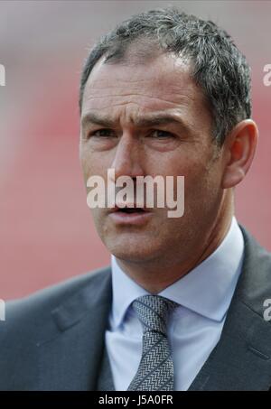 PAUL CLEMENT SWANSEA CITY MANAGER STADIUM OF LIGHT SUNDERLAND ENGLAND 13 Mai 2017 Banque D'Images