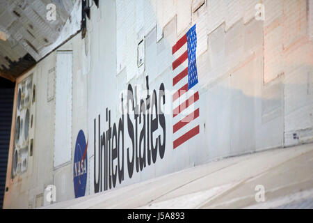 Nasa usa drapeau et united states écrit sur l'enveloppe isolante flexible l'écran thermique carreaux navette spatiale usa Banque D'Images