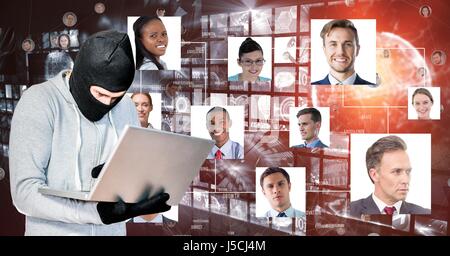 Digital composite de Hacker portant les portraits de singe Banque D'Images