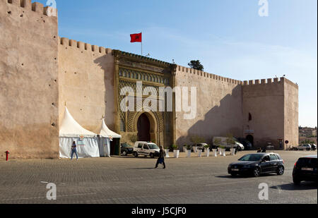 La Porte Bab El Mansour à la médina, Meknès, Maroc Banque D'Images