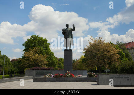 Monument au commandant militaire soviétique Ivan Koniev par sculpteur tchèque Zdeněk Krybus (1980) dans le district de Dejvice à Prague, République tchèque. Banque D'Images