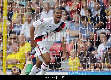 LEWIS GRABBAN BOURNEMOUTH AFC VICARAGE ROAD WATFORD ANGLETERRE 10 Août 2013 Banque D'Images