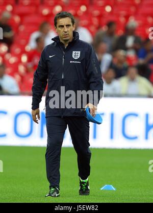 GARY NEVILLE l'Angleterre l'entraîneur adjoint, LONDON UK 14 Août 2013 Banque D'Images