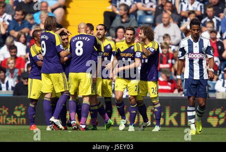 Les joueurs de SWANSEA CÉLÉBRER DAVI West Bromwich Albion V SWANSEA THE HAWTHORNS WEST BROMWICH ANGLETERRE 01 Septembre 2013 Banque D'Images