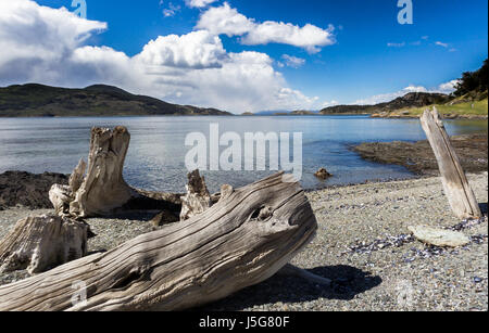 Tierra del Fuego's Lago Roca avec montagnes enneigées du Chili Banque D'Images