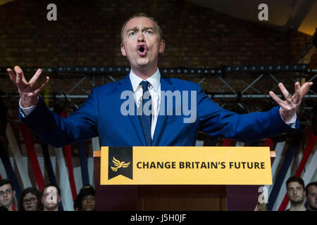 Londres, Royaume-Uni. 17 mai 2017. Tim Farron, chef du Parti libéral-démocrate lance les Libéraux Démocrates manifeste pour les élections générales de 2017. Photo : Images éclatantes/Alamy Live News Banque D'Images