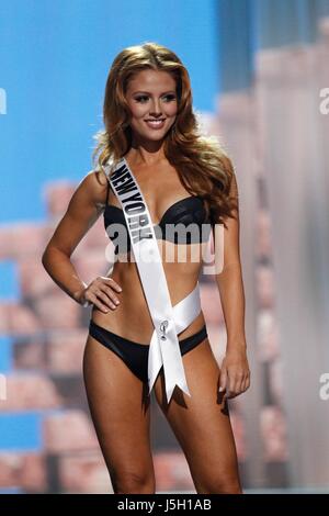 Las Vegas, NV, USA. Le 11 mai, 2017. Miss New York USA, Hannah Lopa présents pour Miss USA 2017 Compétition préliminaire, Mandalay Bay Events Center, Las Vegas, NV le 11 mai 2017. Credit : JA/Everett Collection/Alamy Live News Banque D'Images