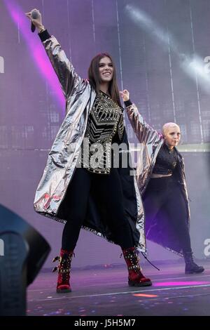 Hailee Steinfeld sur scène pour RADIO KIIS FM's Wango Tango - Concert, StubHub Center, Los Angeles, CA, 13 mai 2017. Photo par : JA/Everett Collection Banque D'Images