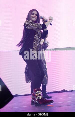 Hailee Steinfeld sur scène pour RADIO KIIS FM's Wango Tango - Concert, StubHub Center, Los Angeles, CA, 13 mai 2017. Photo par : JA/Everett Collection Banque D'Images