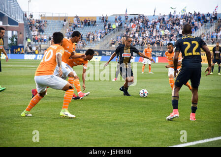 Chester, Pennsylvanie, USA. 17 mai, 2017. L'Union de Philadelphie FABINHO, (33), en action lors du match contre le Dynamo de Houston au stade de l'énergie Talen Chester Pa Credit : Ricky Fitchett/ZUMA/Alamy Fil Live News Banque D'Images