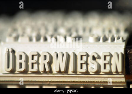 Lettres texte attribuer de tampon en caoutchouc estampillé approbation textes encre Banque D'Images