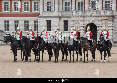 Household Cavalry. Changement de la garde à Horse Guards Parade, London, UK Banque D'Images