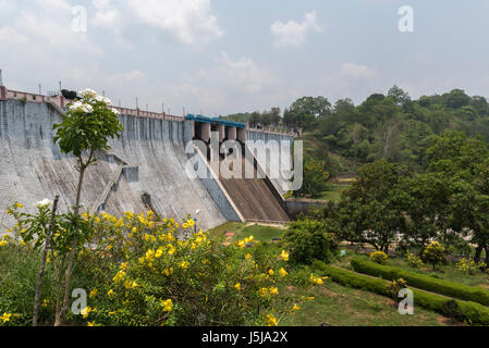 Neyyar barrage dans l'état du Kerala en Inde Banque D'Images