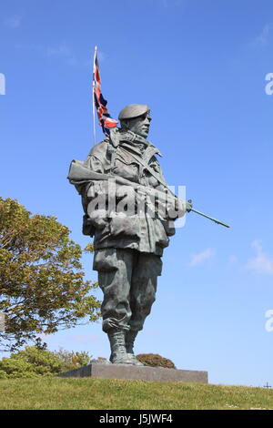 'Yomper' à l'extérieur de sculptures, Musée Royal Marines Eastney Barracks, Southsea, Portsmouth, Hampshire, Angleterre, Grande-Bretagne, Royaume-Uni, UK, Europe Banque D'Images