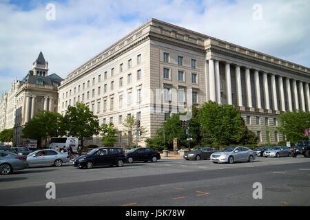 1111 Constitution Avenue département du Trésor et l'Internal Revenue Service building Washington DC USA Banque D'Images