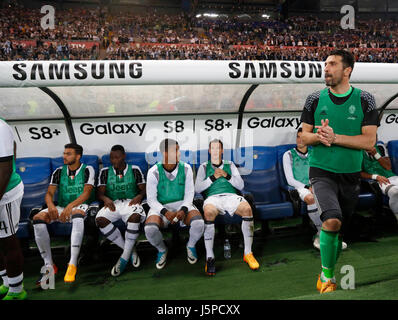 Rome, Italie. 17 mai, 2017. Gianluigi Buffon de la Juventus lors de la finale de la Coupe Italie match de football contre SS Lazio au Stade olympique de Rome, Italie. 17 mai, 2017. Credit : agnfoto/Alamy Live News Banque D'Images