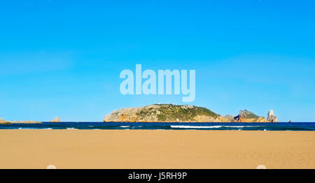 Une vue sur les îles Medes, dans la mer Méditerranée, du point de vue de l'Estartit, Costa Brava, Espagne Banque D'Images