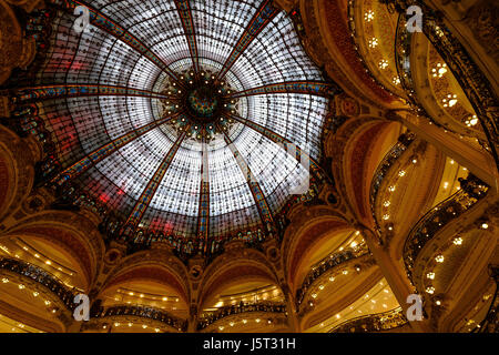 Dôme de verre à Paris, France Banque D'Images