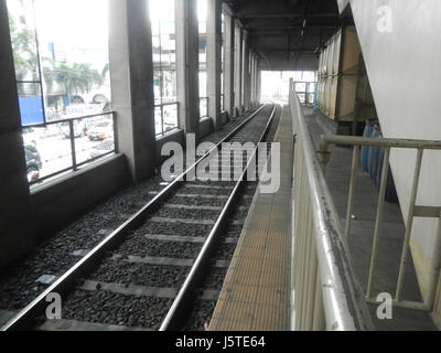 La station de MRT Boni 02665 Pioneer Mandaluyong City 13 Banque D'Images