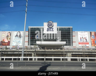 0001 Passerelle Marcos Pont de l'autoroute 19 Autoroute Marikina City Banque D'Images