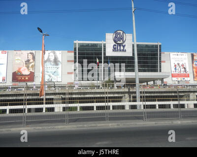 0001 Passerelle Marcos Pont de l'autoroute 24 Autoroute Marikina City Banque D'Images