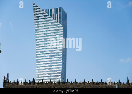 192 mètres Zlota 44 gratte-ciel résidentiel de Daniel Libeskind à Varsovie, Pologne © Wojciech Strozyk / Alamy Stock Photo *** *** légende locale Banque D'Images