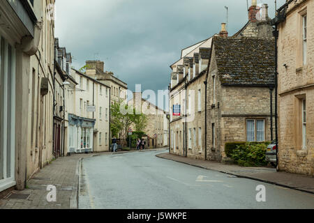 Après-midi de printemps orageux de Cirencester, Gloucestershire, Angleterre. Banque D'Images