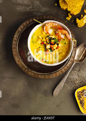 Soupe de potiron à la noix de coco d'Asie et curry Banque D'Images