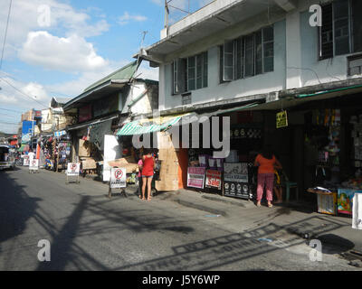 02552 College Plus Systèmes d'Angeles City bon Rue Lourdes sur Santo Rosario 36 Banque D'Images