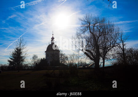 Graz, Autriche - 16 janvier 2011 : Silhouette vue de Glockenturm tower sur colline du Schlossberg, Graz, en Styrie, Autriche Banque D'Images