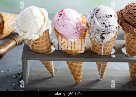 Variété de cornets à crème glacée Banque D'Images