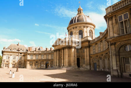 L'Académie Française à Paris, France a été créé en 1635 par le cardinal de Richelieu. Banque D'Images