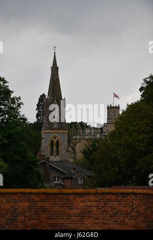 St Mark's Church in Englefield, Berkshire, où Pippa Middleton, soeur de la duchesse de Cambridge, se tue James Matthews dans la matinée du samedi 20 mai, Grande Bretagne, ville d'Englefield, 19. Mai 2017. Photo : Frank May | conditions dans le monde entier Banque D'Images