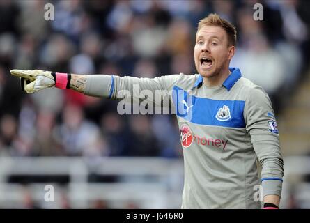 ROB ELLIOT NEWCASTLE UNITED FC ST JAMES PARK NEWCASTLE ANGLETERRE 24 Février 2013 Banque D'Images