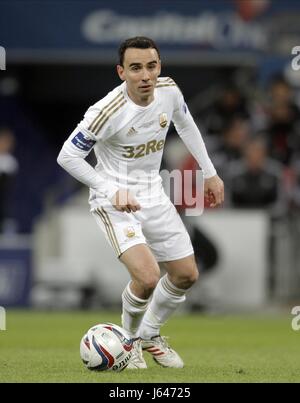 LEON BRITTON Swansea City FC STADE DE WEMBLEY Londres Angleterre 24 Février 2013 Banque D'Images