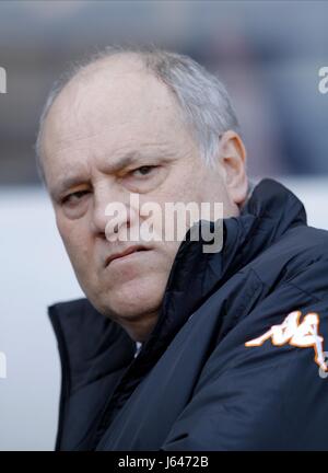 MARTIN JOL (manager) V SUNDERLAND FULHAM STADIUM OF LIGHT SUNDERLAND ANGLETERRE 02 Mars 2013 Banque D'Images