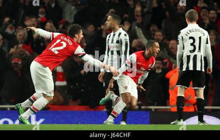 THEO WALCOTT CÉLÈBRE SON ARSENAL 3R V NEWCASTLE UNITED LONDON ENGLAND UK 29 décembre 2012 Banque D'Images