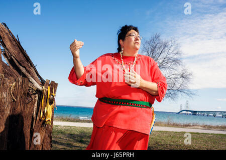 Michigan,MI,Mich,Upper Midwest,Mackinaw City,Mackinac historique State Parks Park,détroit de Mackinac,Lac Huron,fort,Colonial Michilimackinac,Odawa NAT Banque D'Images